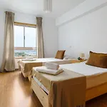 Family Friendly In Apartamento Portimão
