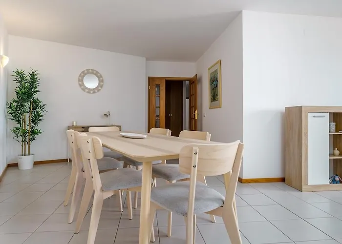 Family Friendly In By Lisbeyond * ポルティマン