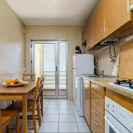 Family Friendly In By Lisbeyond Apartman