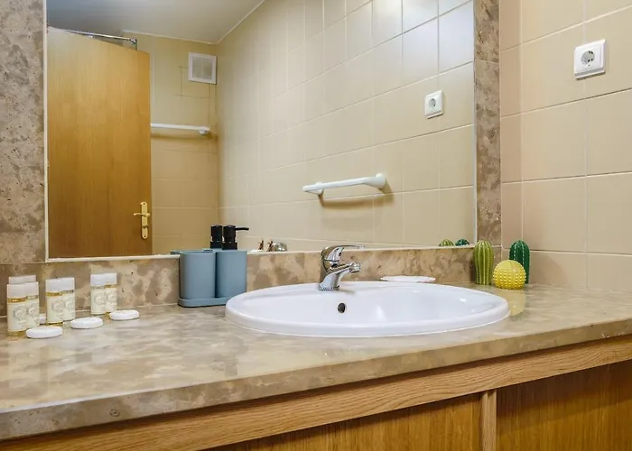 Family Friendly In By Lisbeyond Διαμέρισμα