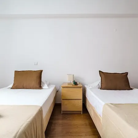 Family Friendly In By Lisbeyond *